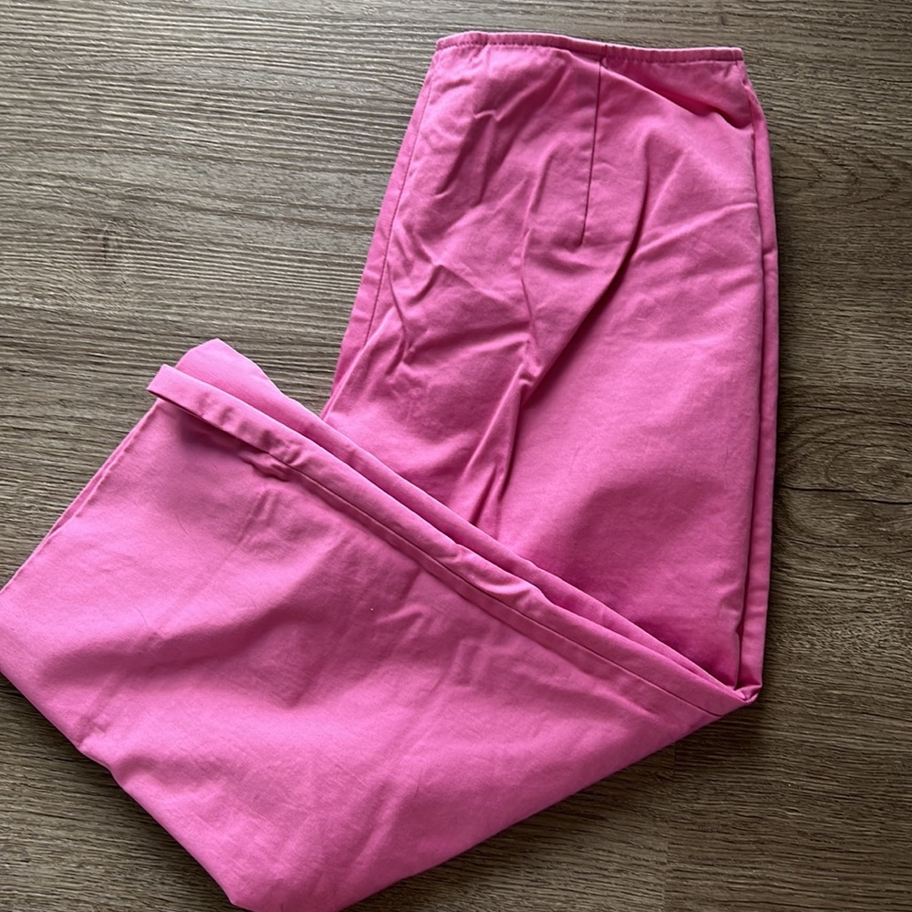 Express Capris - Picture 2 of 2